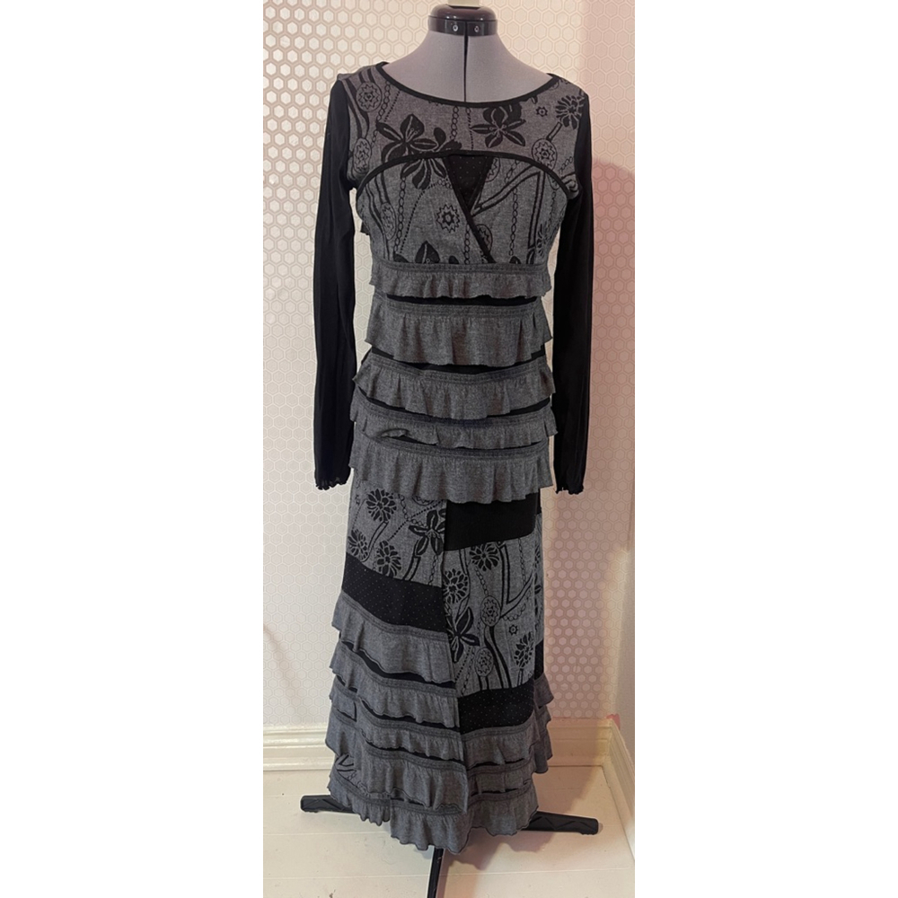 Women's ANAC Skirt and Blouse Size L Gray & Black
